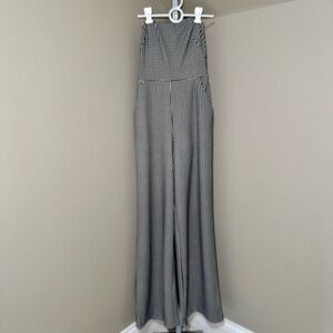 Express Black & White Strapless Houndstooth Wide Leg‎ Jumpsuit size XS